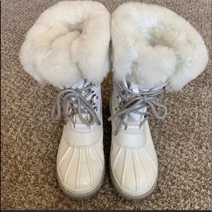 BRAND NEW WOMENS COACH LEONORA SNOW BOOTS SIZE 6M